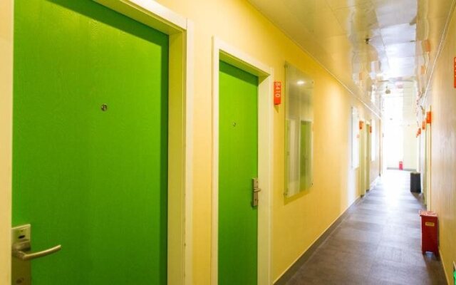 Hi Inn Liangpin Shanghai Linping Road