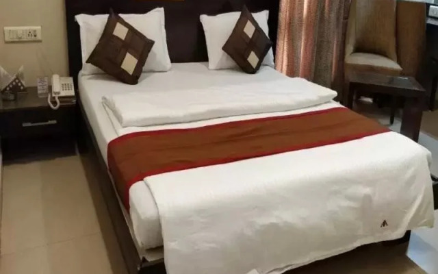 Hotel Apna Avenue