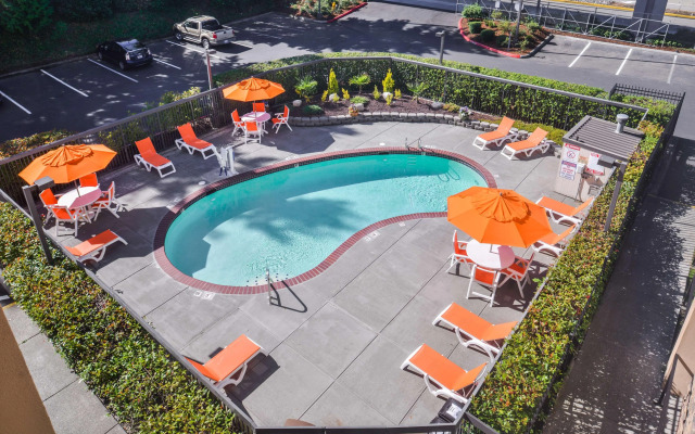 Hampton Inn Seattle-Airport