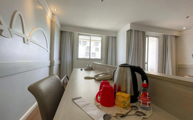Mercure Hotel Flat Particular
