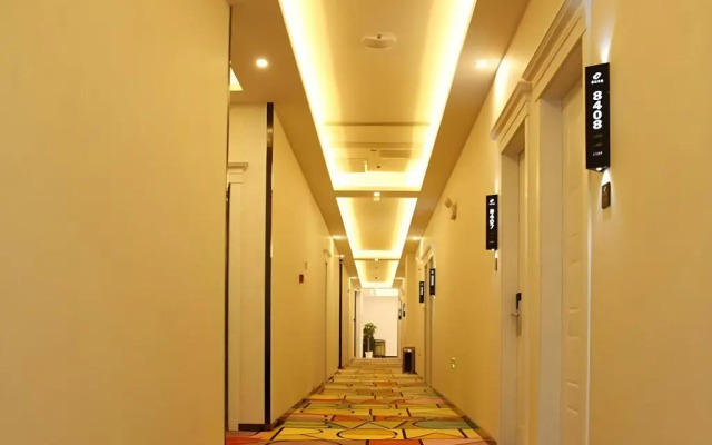 Shell Nanjing Yuhuatai District  Meishan Town Wanghai Pedestrian Street Hotel