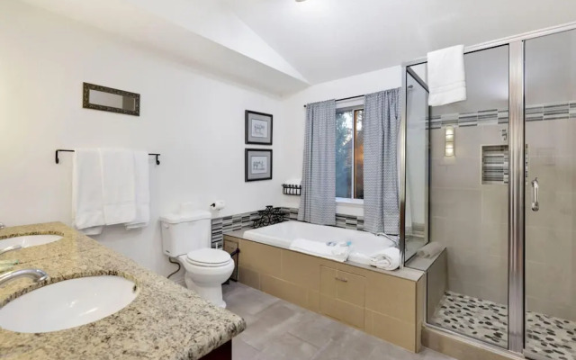 Evergreen Escape-1322 by Big Bear Vacations