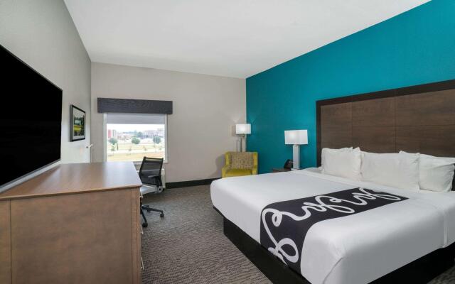 La Quinta Inn & Suites by Wyndham West Memphis