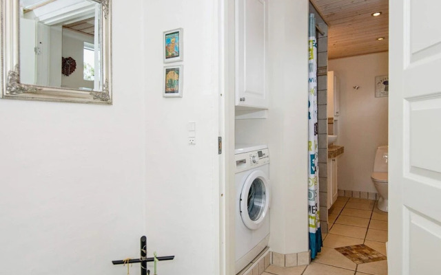 6 Person Holiday Home in Glesborg