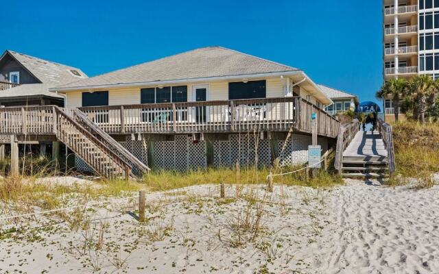 Barefoot Beach Retreat 3 Bedroom Apartment