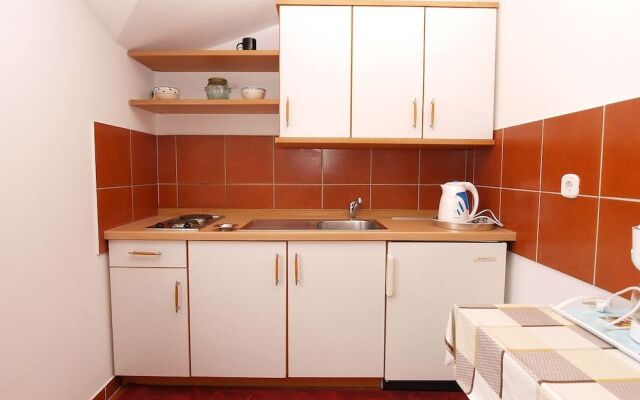 Apartment 297