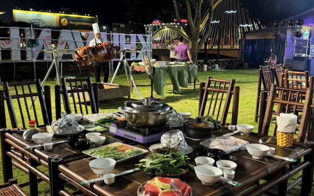 Mini Dien Bien Riverside Hotel - Lang Thai