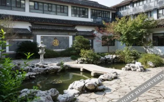 Luyi Resort Hotel