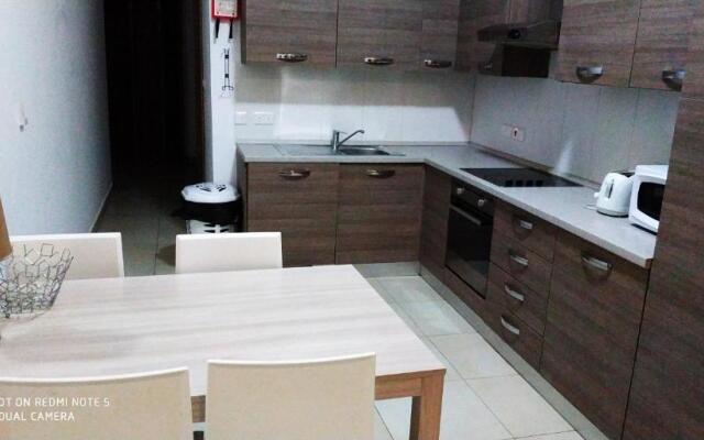 Don Mikiel Rua Apartment 1