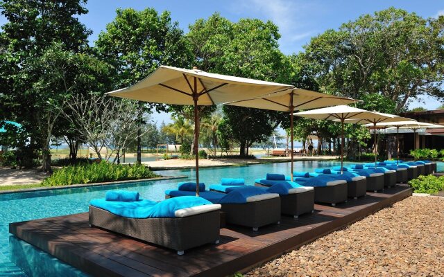 Wanakarn Beach Resort & Spa