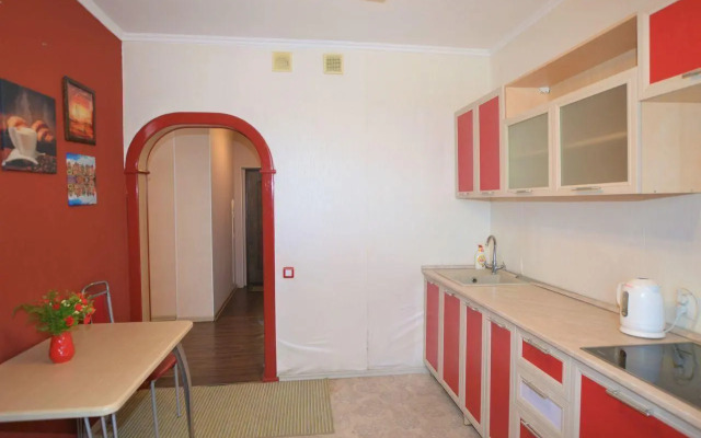 Планета квартир на 78 Добровольческой Бригады 40