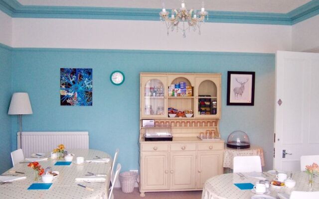 Pitcullen Guest House