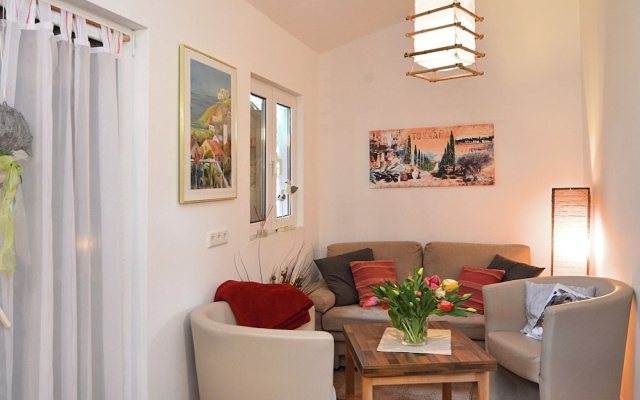 Blissful Holiday Home In	battenberg With Fenced Garden