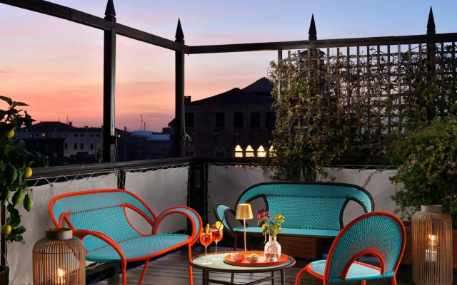Ca' Pisani Deco Design Hotel