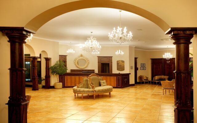 Arena Regia Hotel & Spa