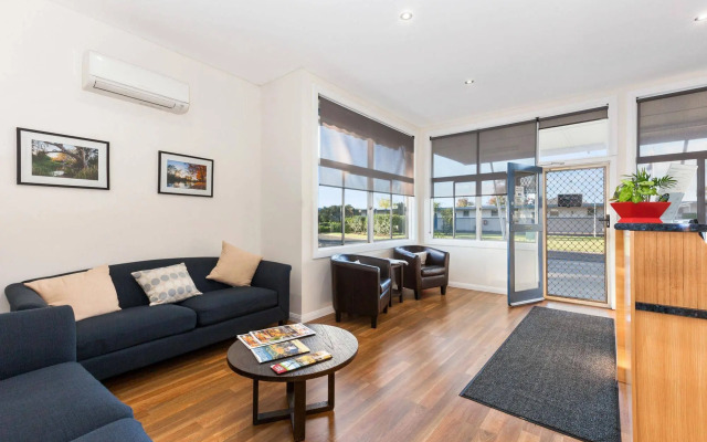 Aden Mudgee Apartments