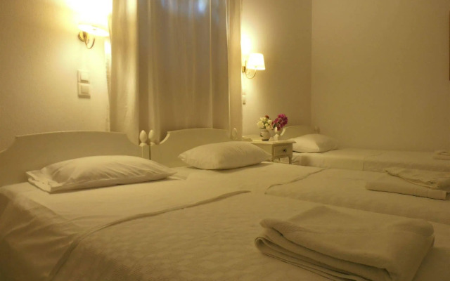 Nissiotiko Hotel