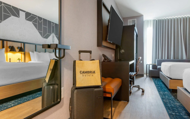 Cambria Hotel Spokane Airport