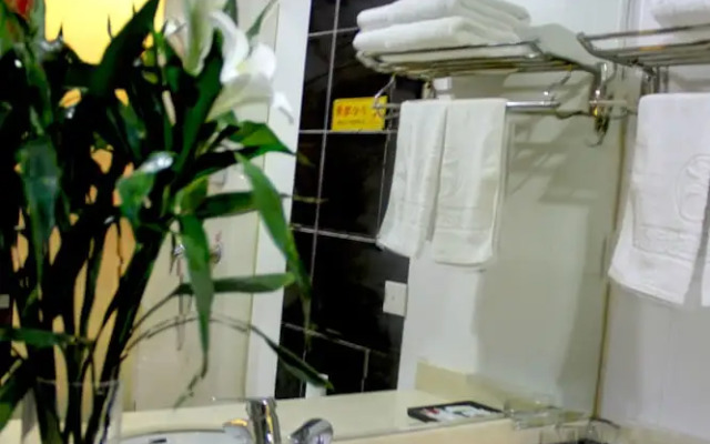 KAIS RDOM Apartment