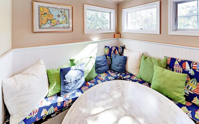 South Chatham Home by RedAwning