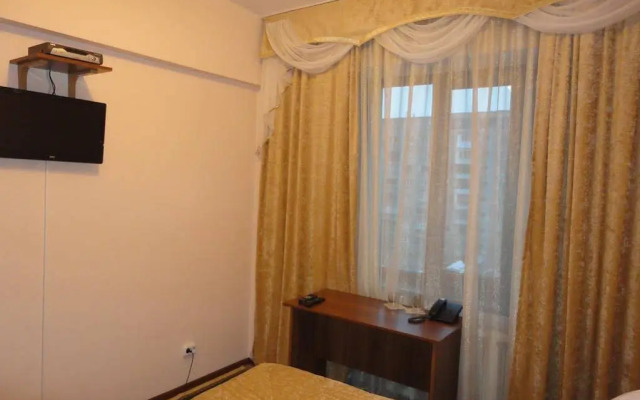 Relax Hotel