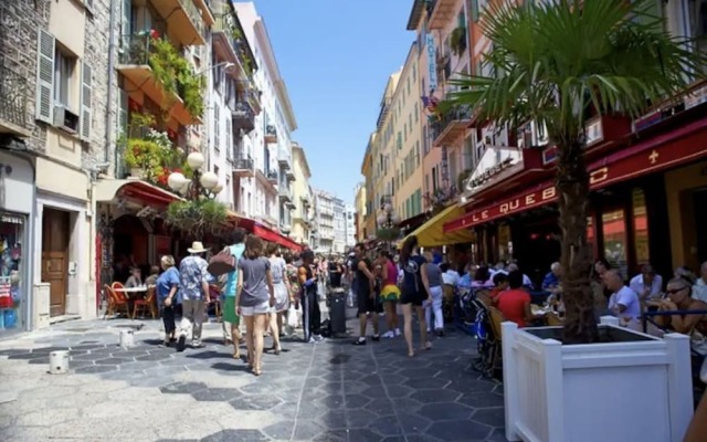 Studio à louer Carré d'Or à Nice