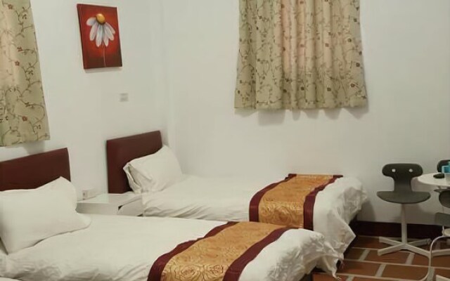 Joylin Beach Hostel