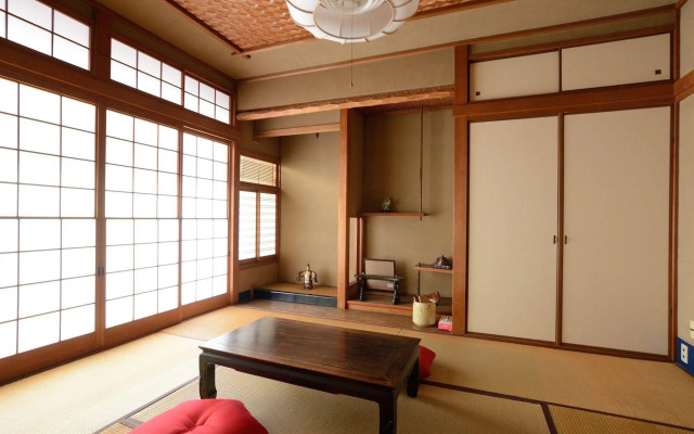 Kyomachiya Takanashi