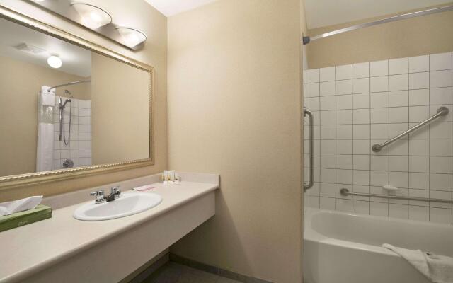 Days Inn by Wyndham Prince Albert