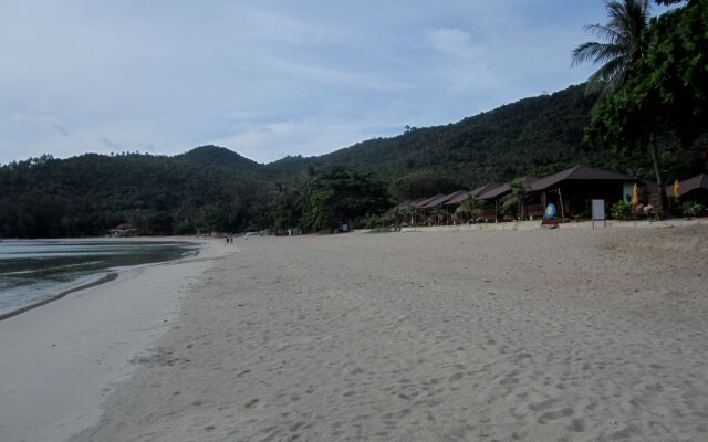 PingChan Koh Phangan Beachfront Resort