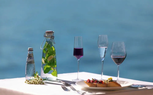 Dali Shuanglang Luna Seaview Hotel