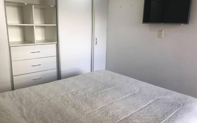 Hermoso departamento 2 amb.Zona pinos de anchorena