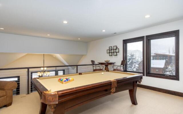 601 Deer Valley Drive