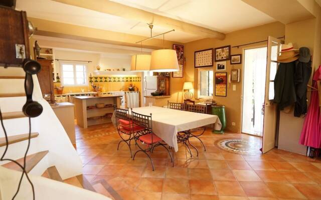 VILLAS DU LUBERON - Le Mas des Vignes