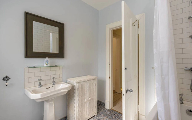 Forthview - Traditional 2 Bedroom Apartment