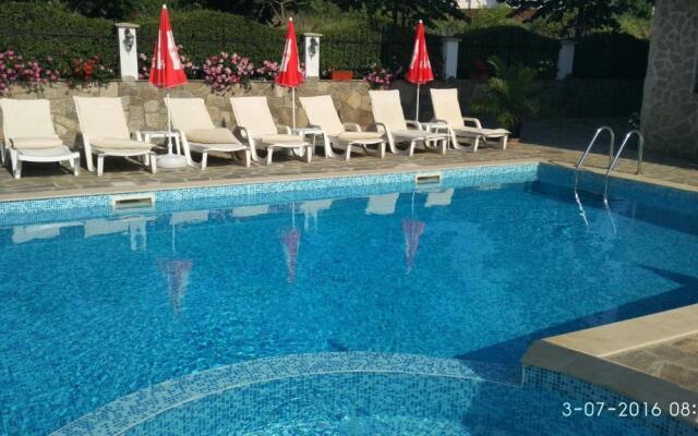 Sani Holiday Village