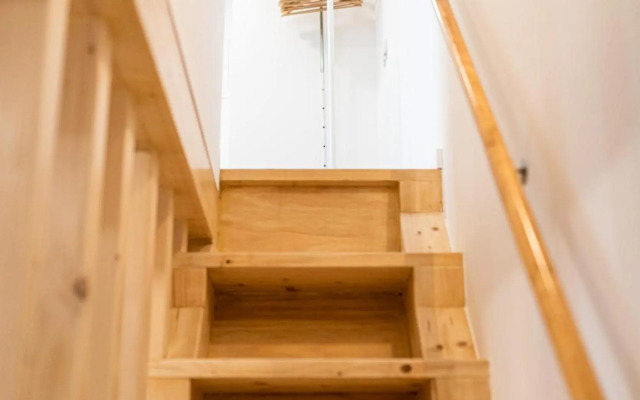 Alvaro's Charming Loft by MP