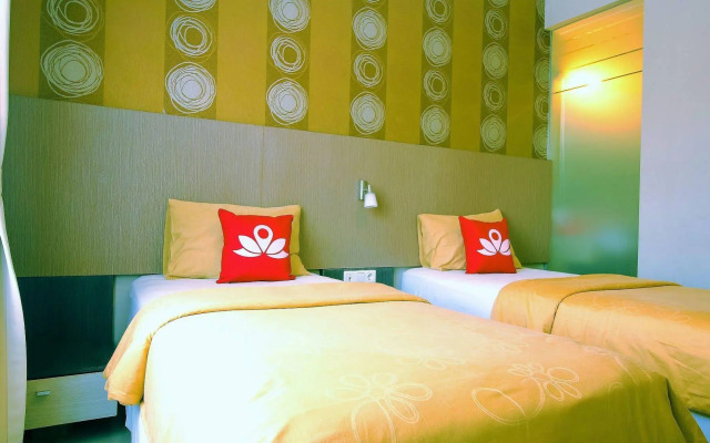 ZEN Rooms Near PVJ