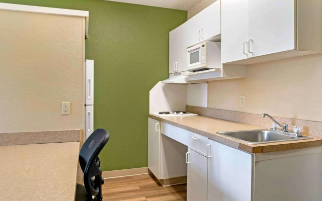 Extended Stay America Suites Detroit Madison Heights