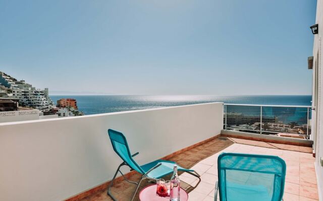 Modern & Chic Loft Apt. *Terrace *BBQ *Parking