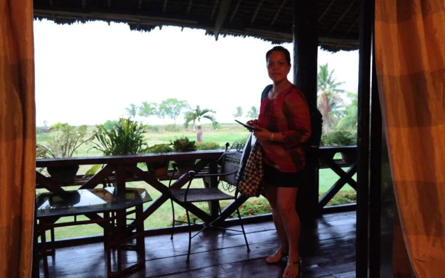 Coco Seaview Beach House