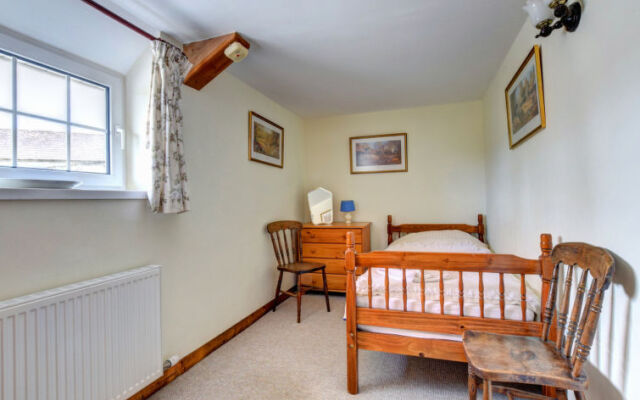 Holiday Home Nythfa