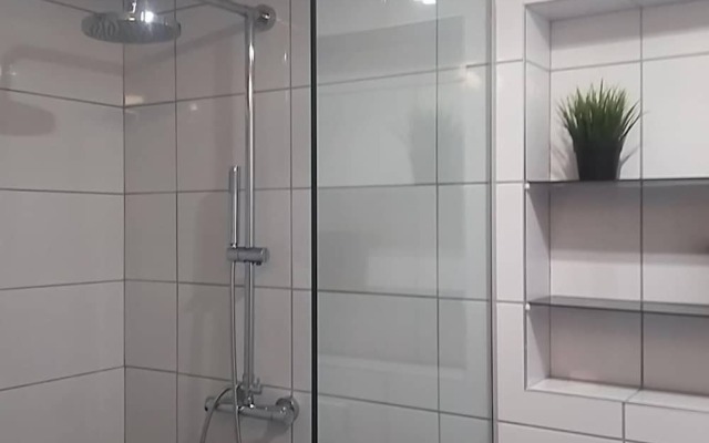 Super Central Studio Apartment - With Balcony