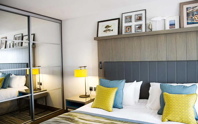 The Waterside Hotel