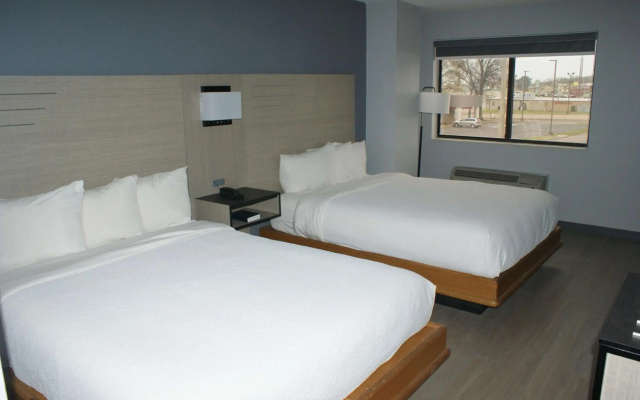 Sonesta Essential Van Buren Fort Smith