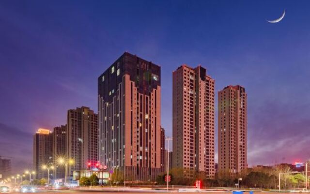 U Plus Hotel  (Xinxiang muye district East High-speed Railway Station)