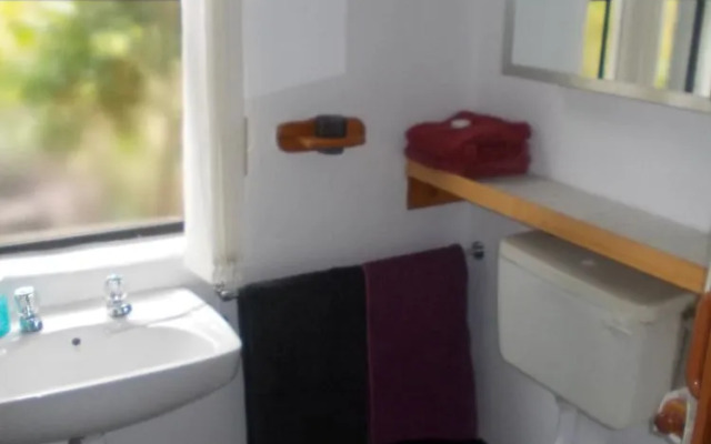 Villa Ocean Crest Guesthouse and B&B