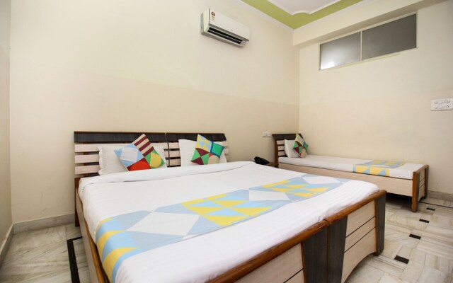 OYO Home 18384 Fabulous Stay