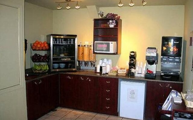 Hotel & Suites Les Laurentides Saint Sauveur