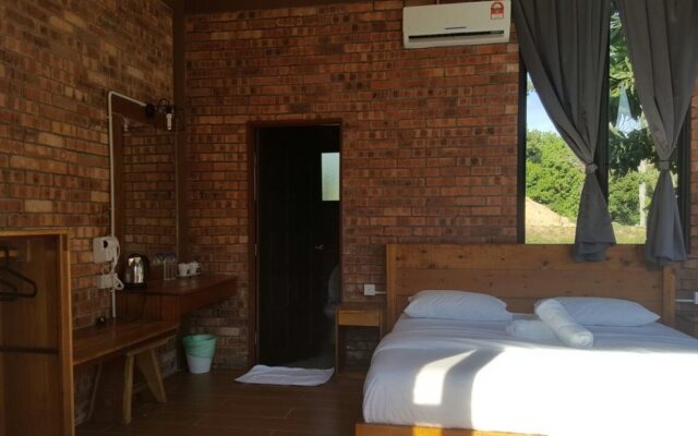 The Acacia Retreat